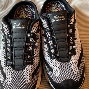 Women’s Sketcher shoes
